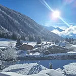 Hotel Les Grands Montets &