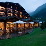 Hotel Les Grands Montets &