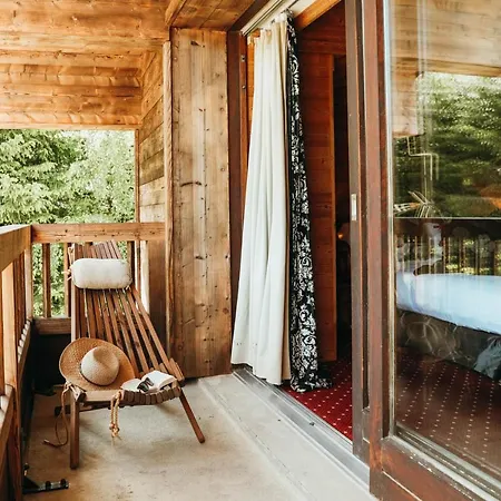 Les Grands Montets Hotel & Spa Отель