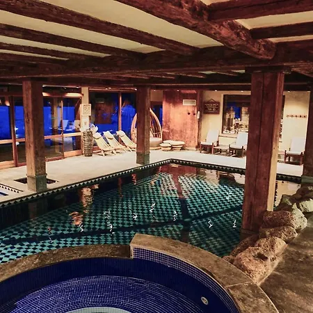 Les Grands Montets Hotel 4*