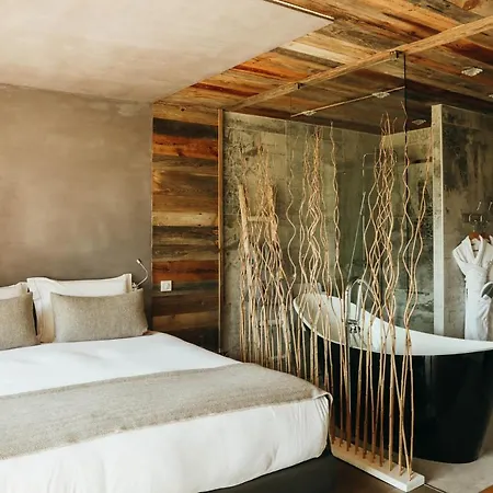 Les Grands Montets Hotel & Spa 4*