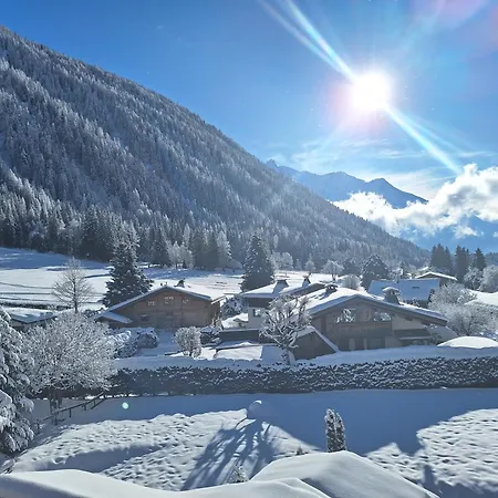 호텔 Les Grands Montets &