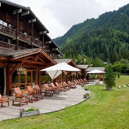 Les Grands Montets Hotel 4*