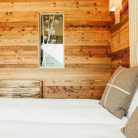 Les Grands Montets Hotel & Spa Hotell 4*